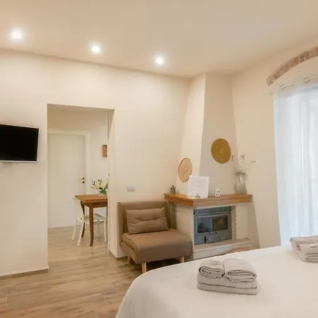 度假居 Il Piccolo Borgo For 7 Guests 切塔尔多