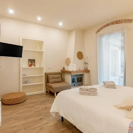 度假居 Il Piccolo Borgo For 7 Guests 切塔尔多