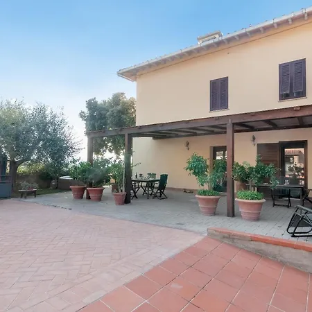Casa de Férias Il Piccolo Borgo For 7 Guests